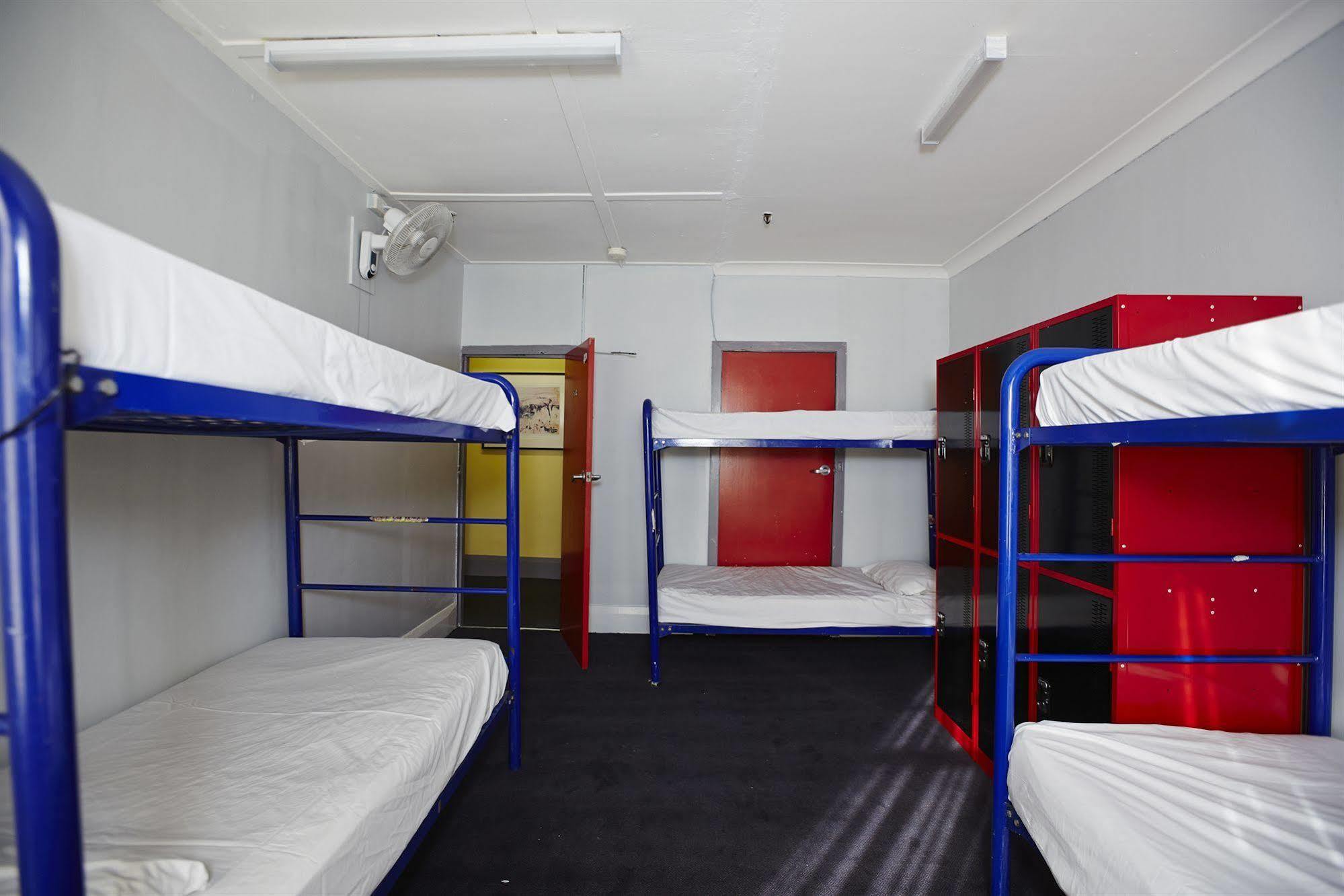 Home Backpackers Sydney Exterior photo