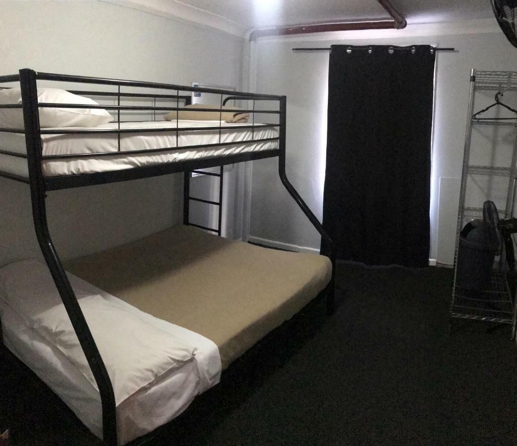 Home Backpackers Sydney Exterior photo